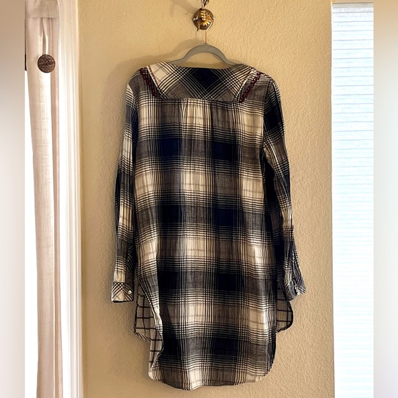 Anthropologie Floreat Embroidered Tunic - Size M - EUC! - Picture 2 of 13